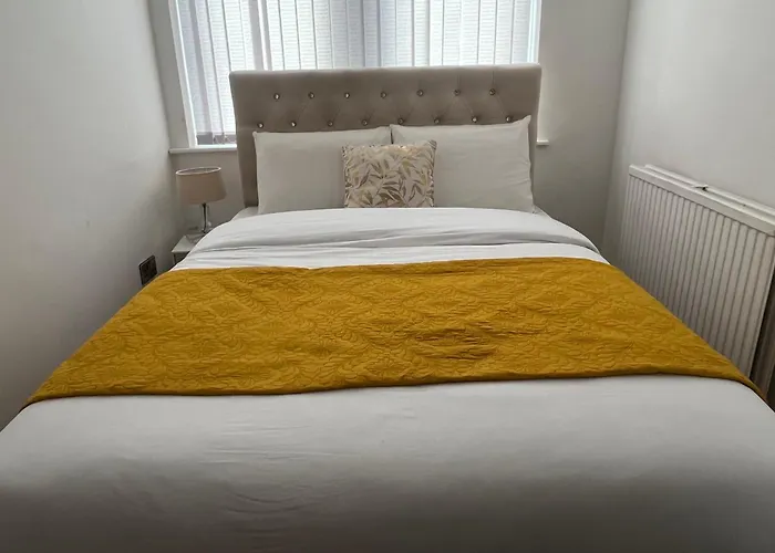 Charming 1 Bedroom Apartment In The Heart Of Manchester Close To Manchester City Centre And Etihad Stadium